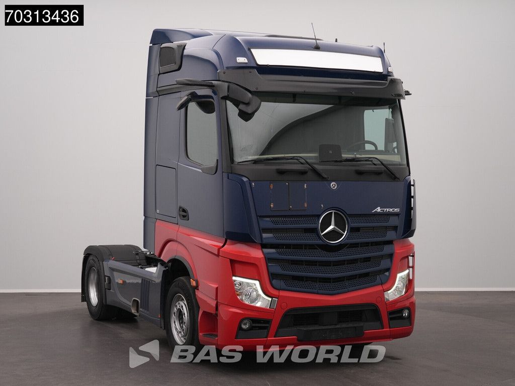 Mercedes Actros 1846 4X2 Bigspace Retarder Mirrorcam Navi
