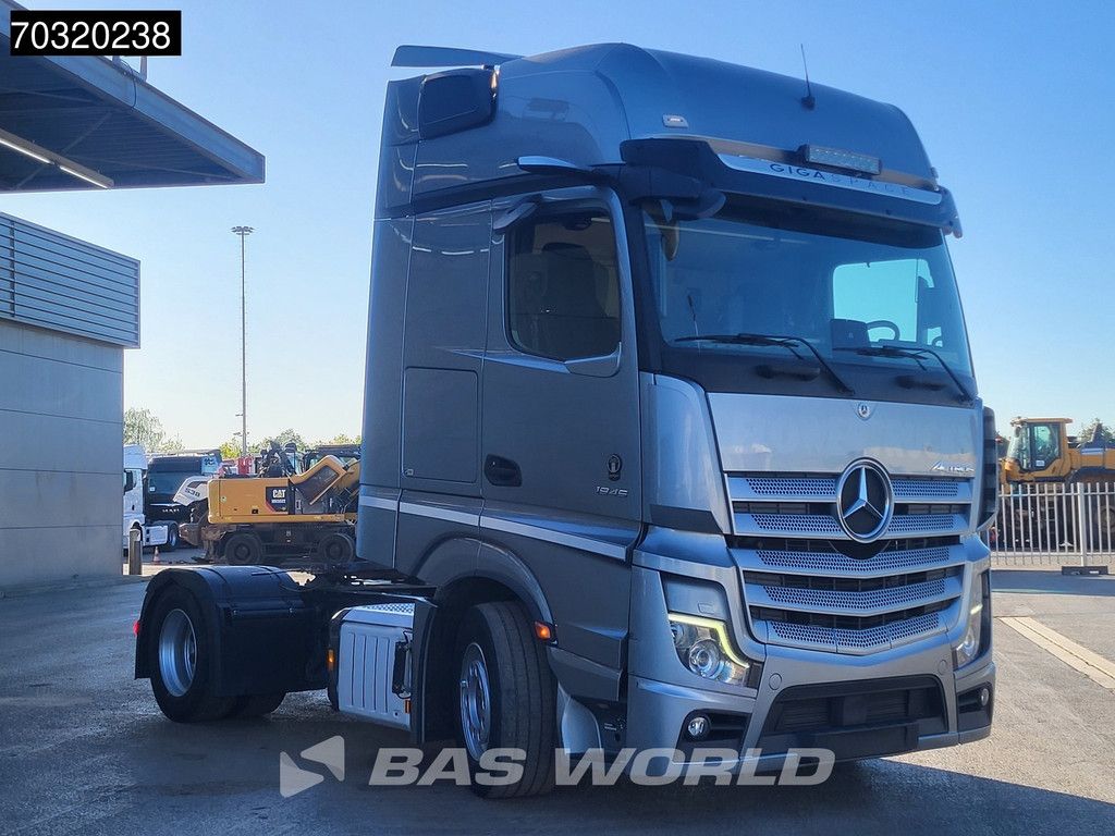 Mercedes Actros 1945 4X2 GigaSpace Xenon Standklima ACC Navi