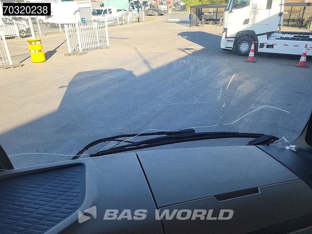 Mercedes Actros 1945 4X2 GigaSpace Xenon Standklima ACC Navi
