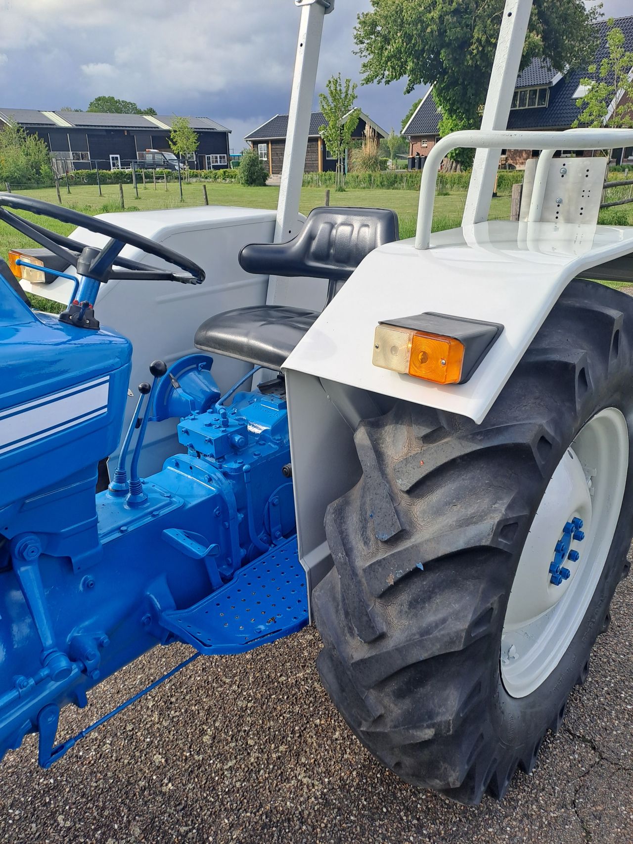 Ford 3000 / refurbished / Inruil & transport mogelijk