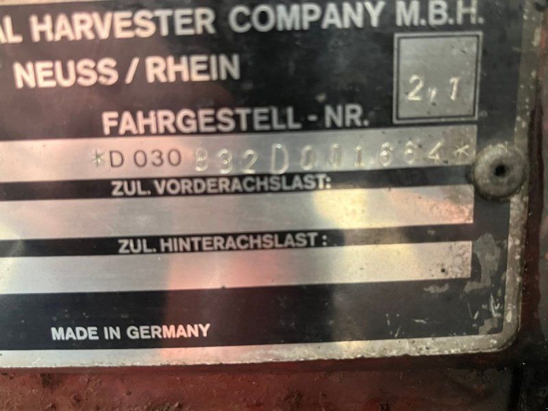 Case IH 1056 XL