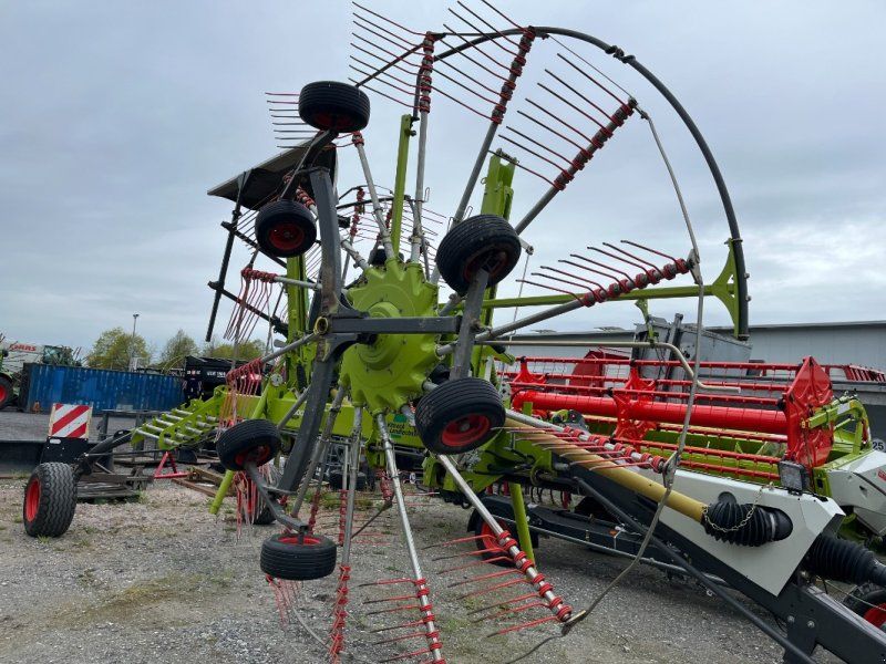 Claas LINER 1900, 6-Rad-Fahrwerk
