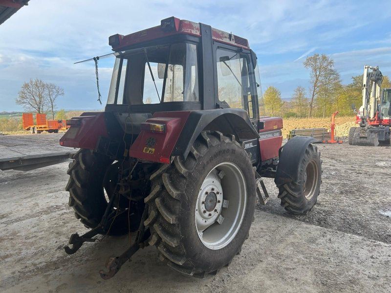 Case IH 856
