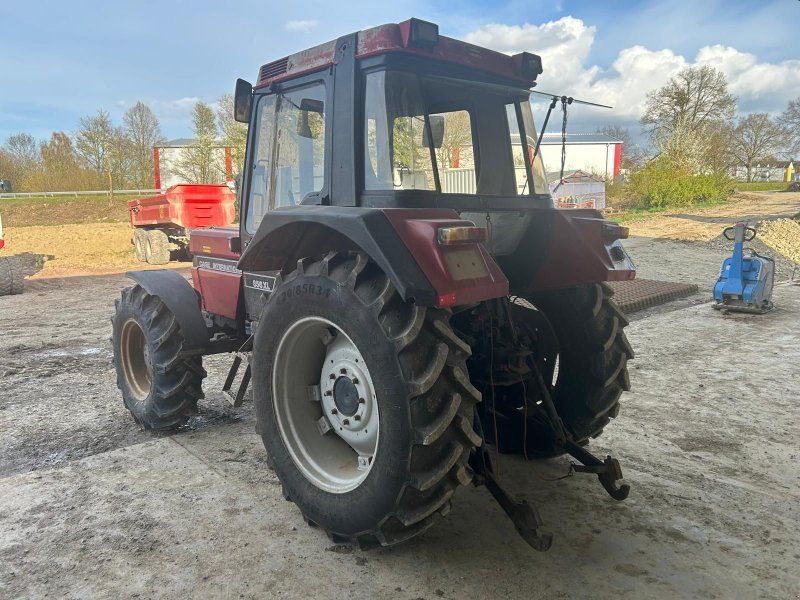 Case IH 856