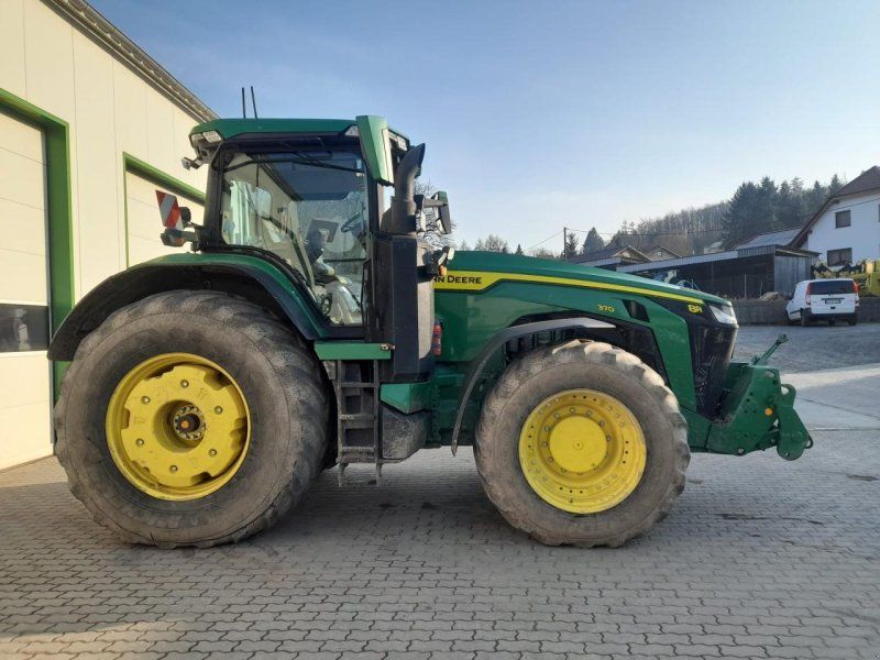 John Deere 8R 370