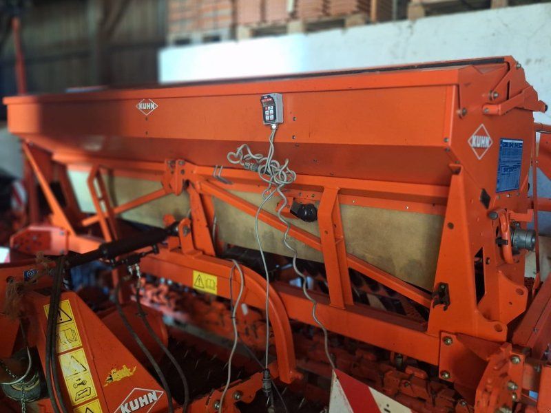Kuhn Integra GII