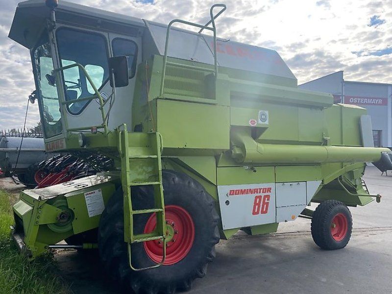 Claas Dominator 86