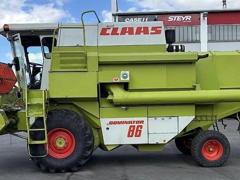 Claas Dominator 86