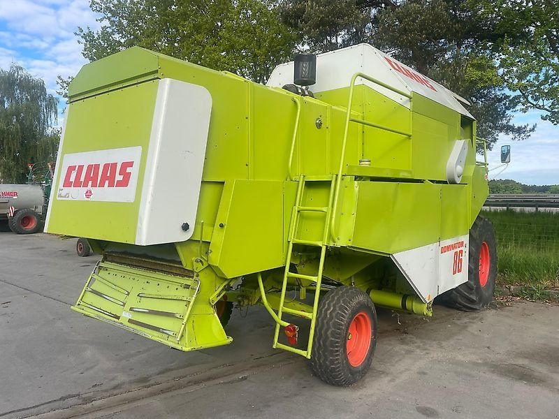 Claas Dominator 86