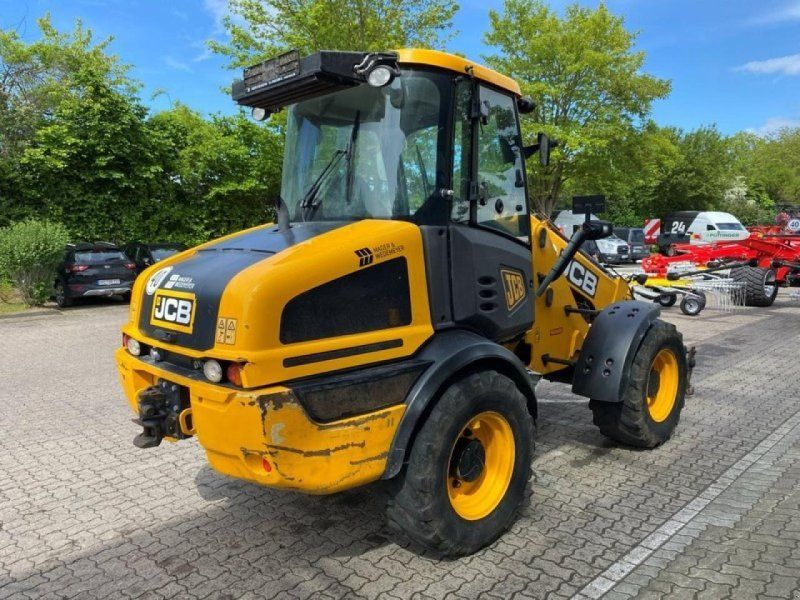 JCB TM 220 40 KM/H