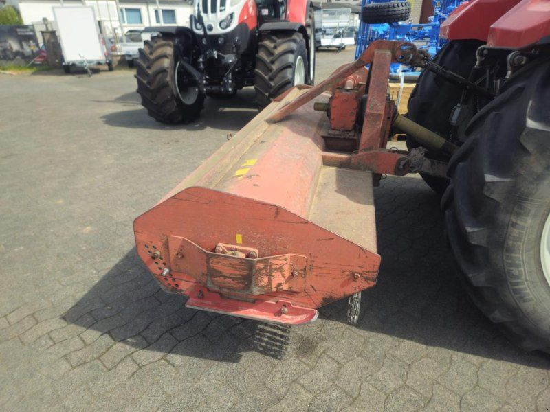 P 280