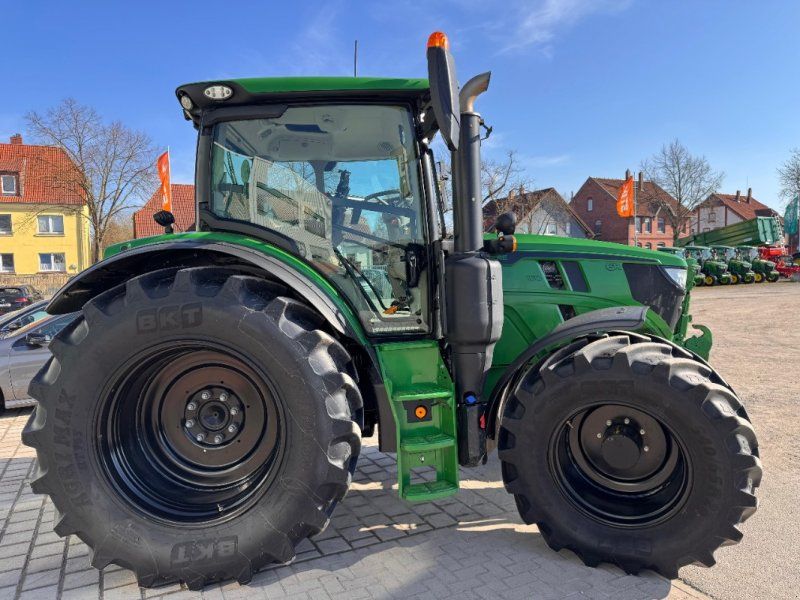 John Deere 6R 150