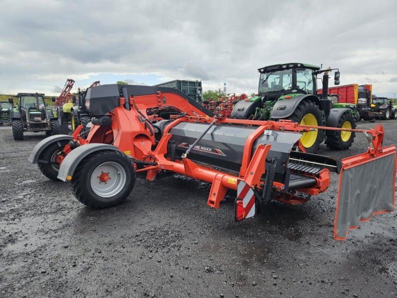 Kuhn Merge Maxx 950