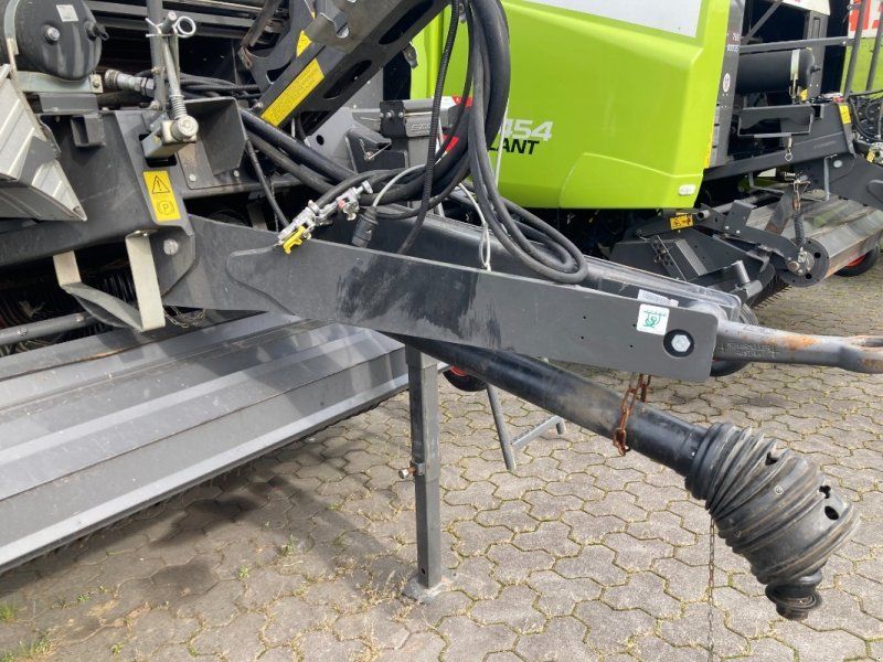 Claas Rollant 454 Uniwrap