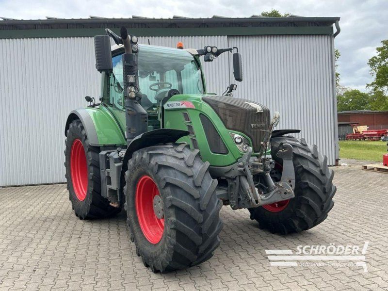 Fendt 718 VARIO S4 PROFI PLUS
