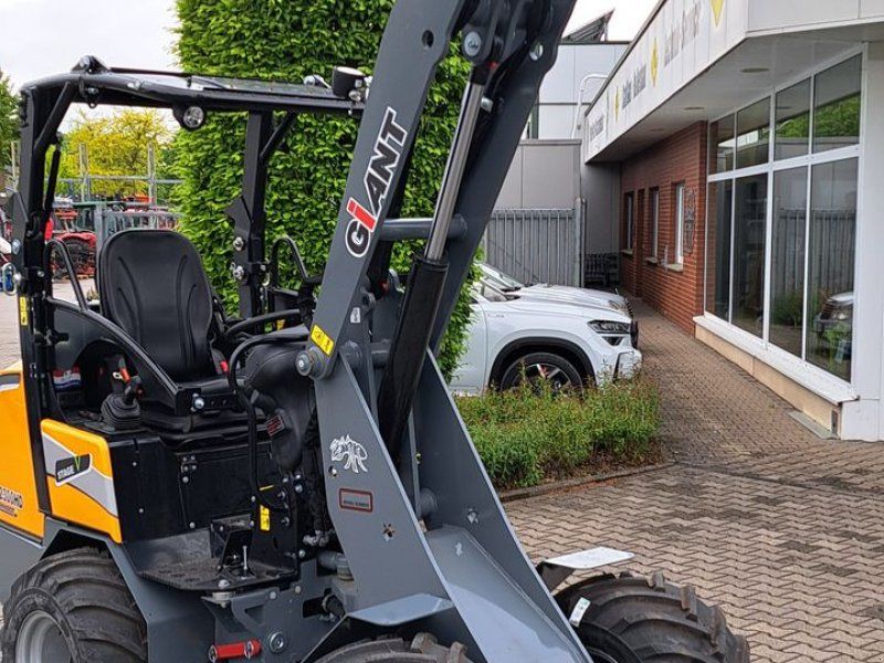 Giant G2300 HD