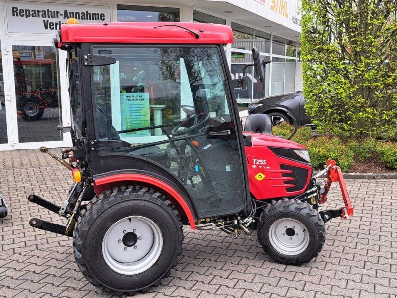 TYM T255