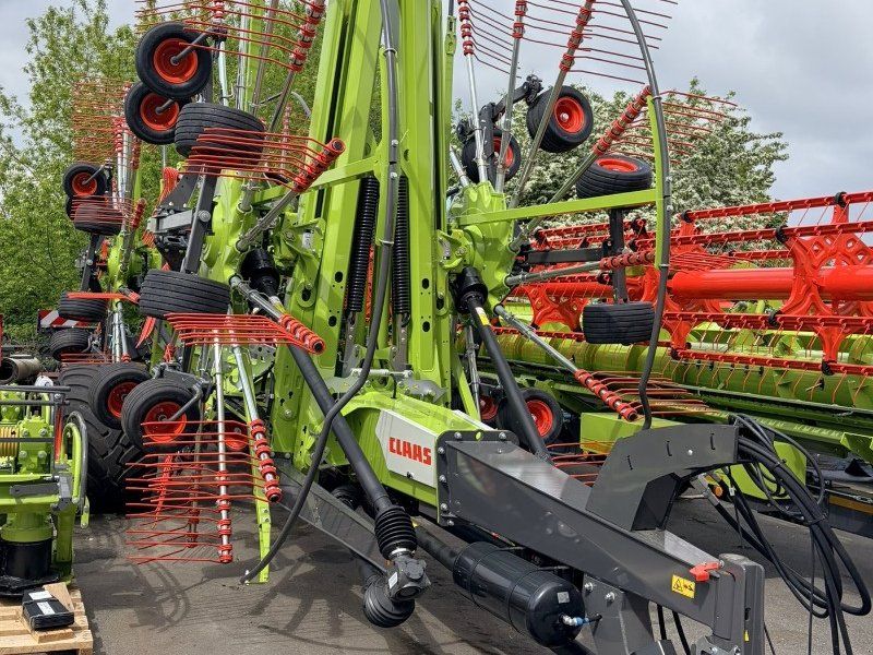 Claas Liner 4900 BUSINESS PRO