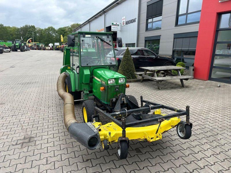 John Deere 855