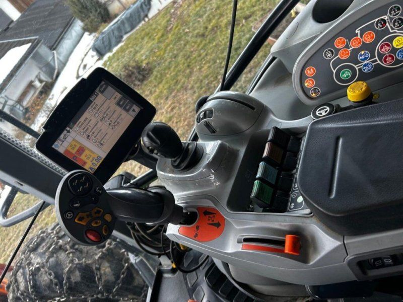 New Holland T 7.210
