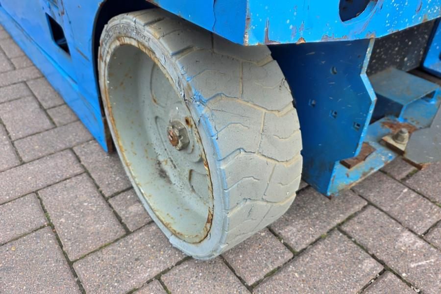Genie GS3246 Electric, Working Height 11.75 m, 318kg Cap