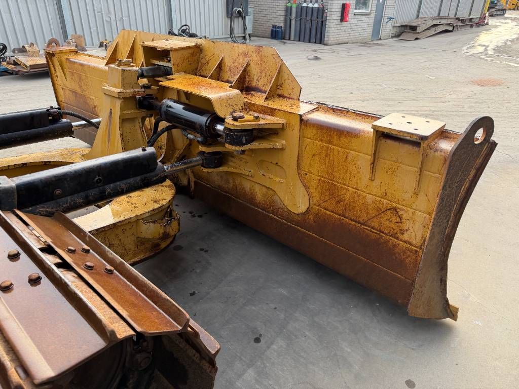 CAT D6N LGP