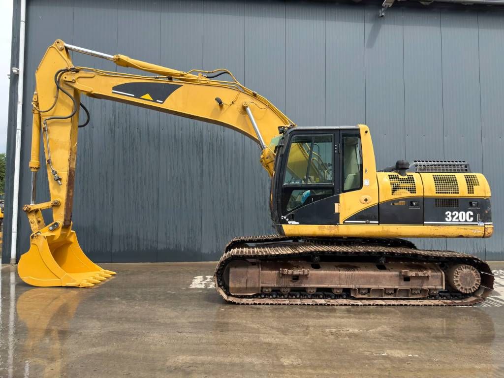 CAT 320C L | NEW CHAINS