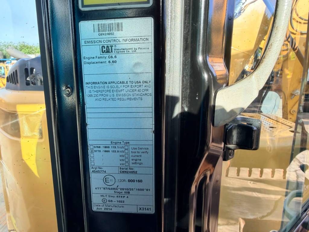 CAT 320E L