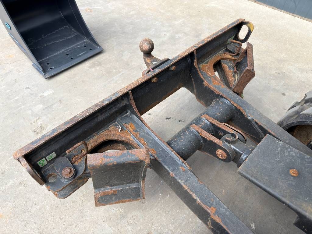 CAT 301.8