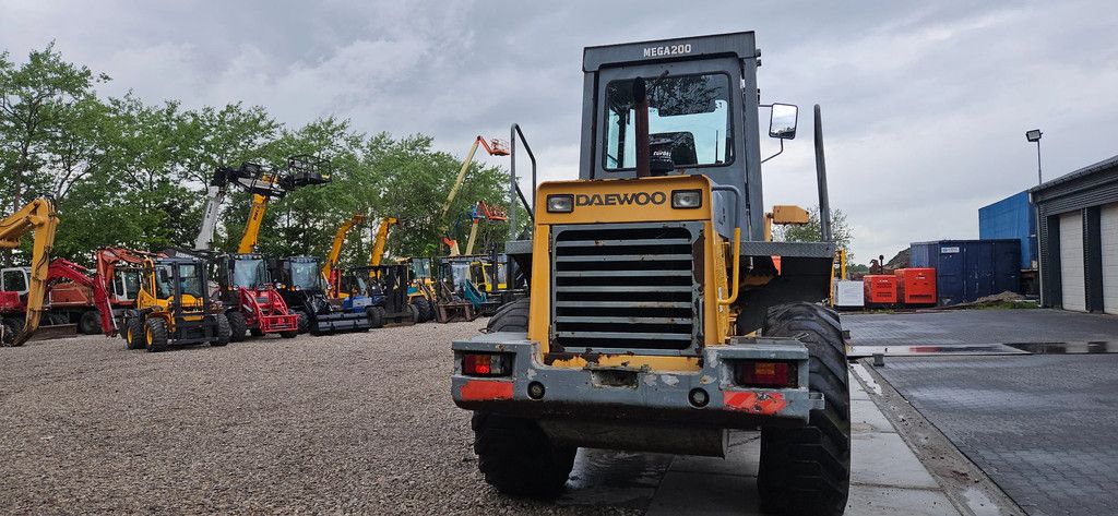 Daewoo-Doosan MEGA 200
