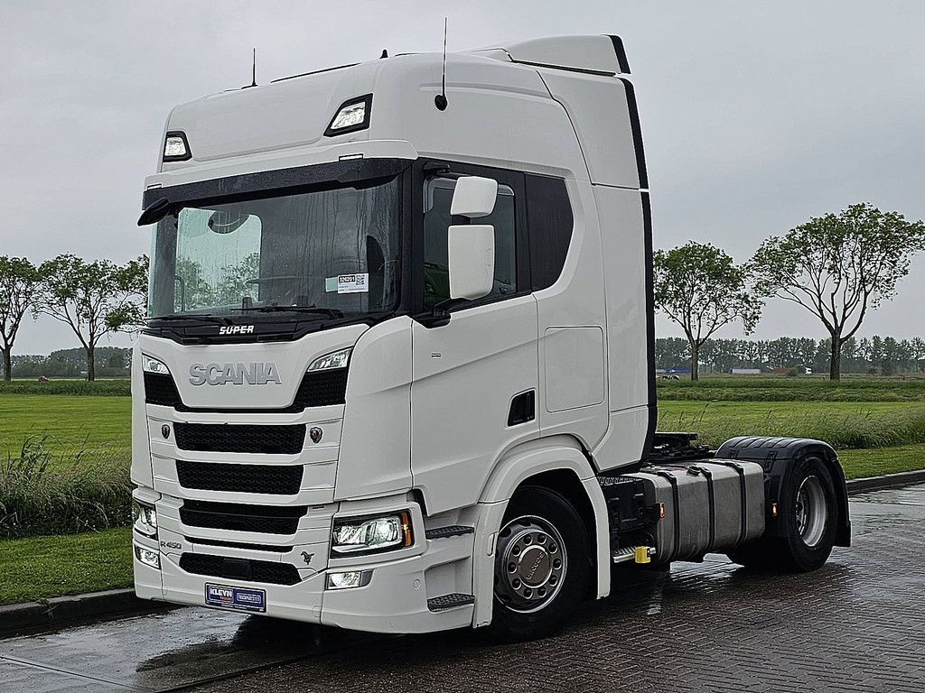 SCANIA R450