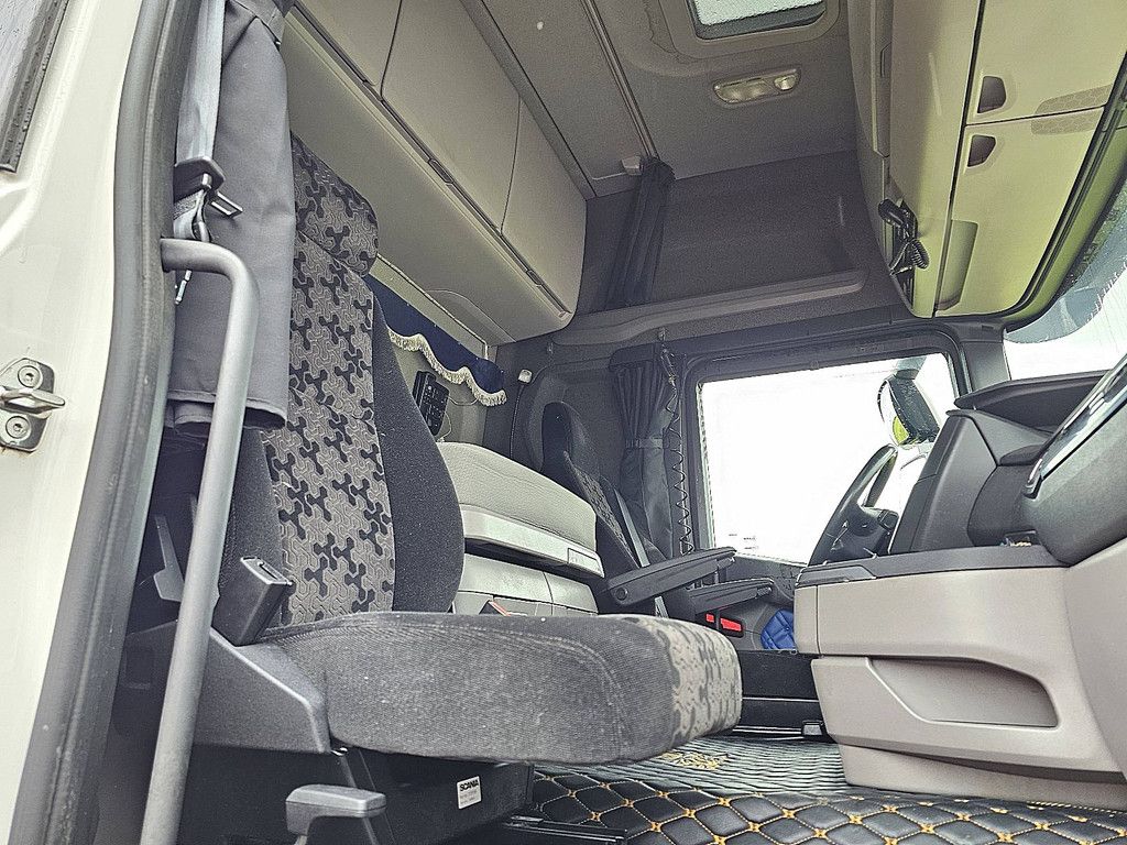 SCANIA R450