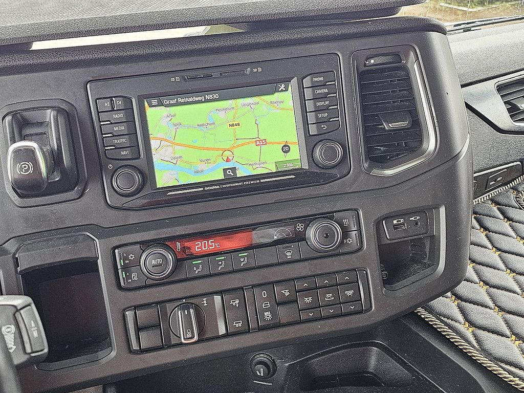 SCANIA R450