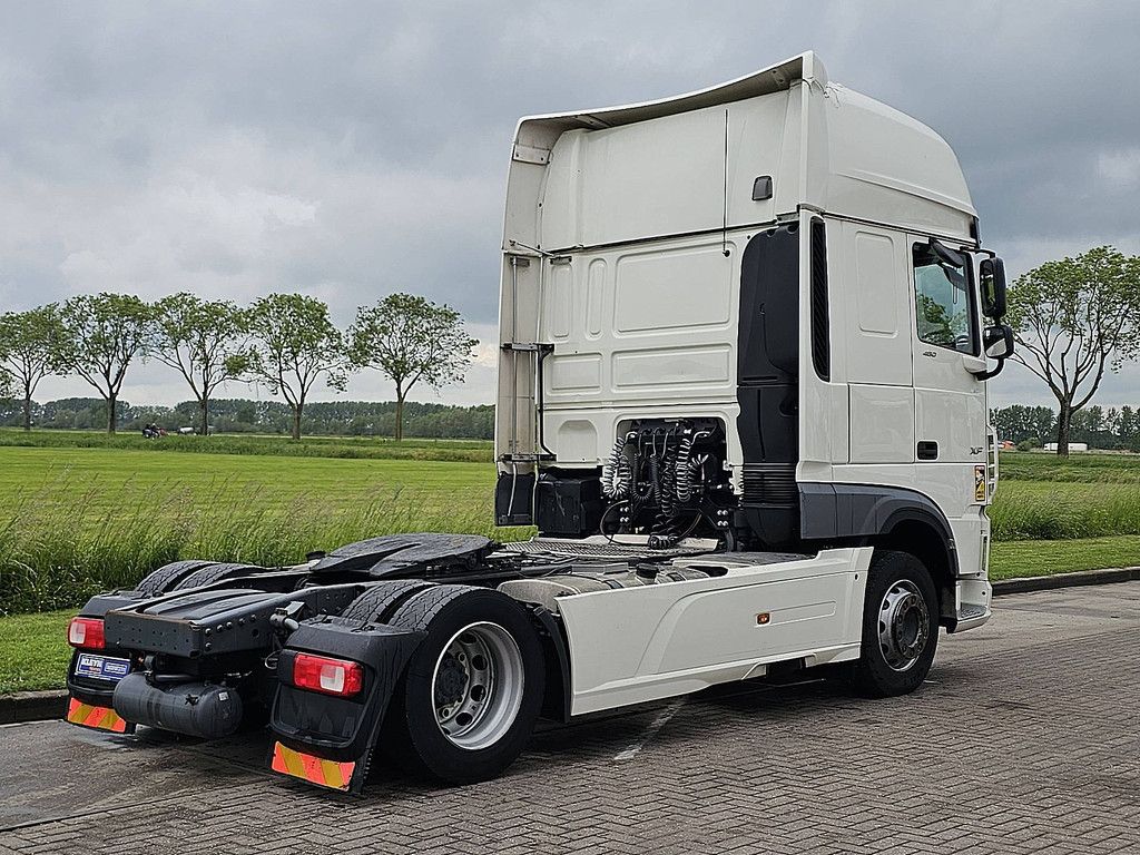 DAF XF 480 ssc small roof dam.