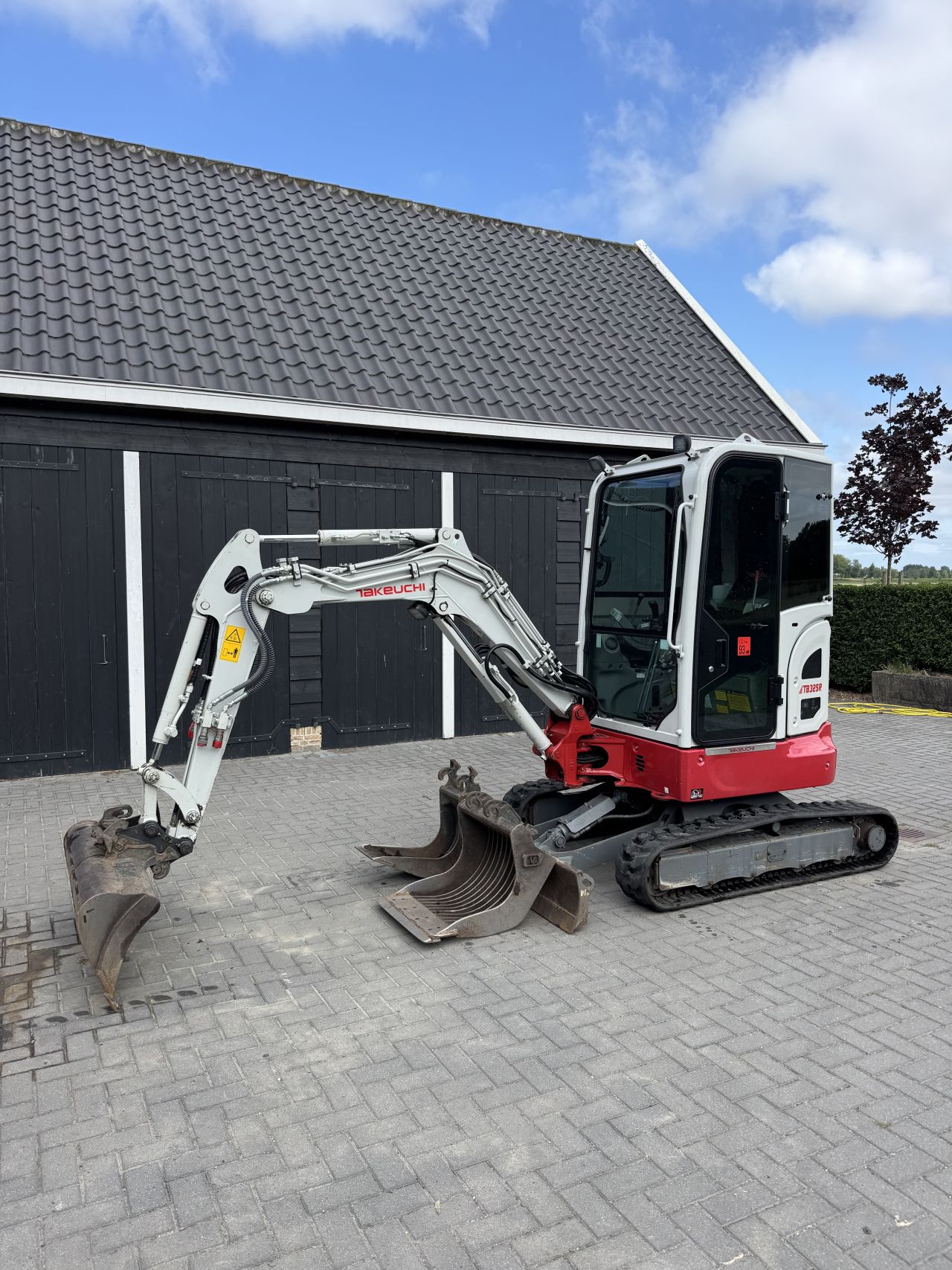 Gevraagd: Graafmachines en shovels t/m 3,5 ton.