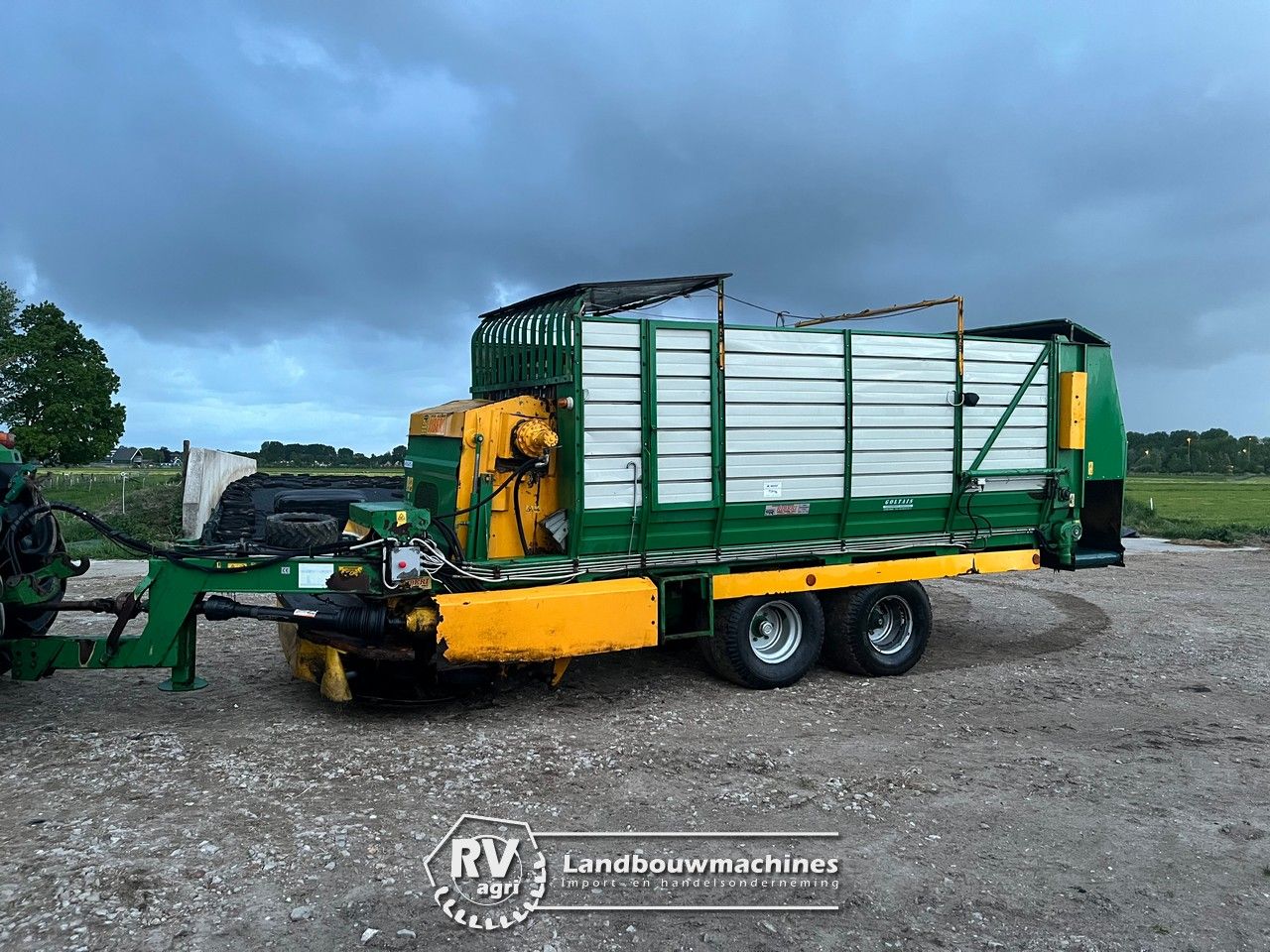 Riberi RS90 grazer | stalvoerwagen | dwarsafvoerband!