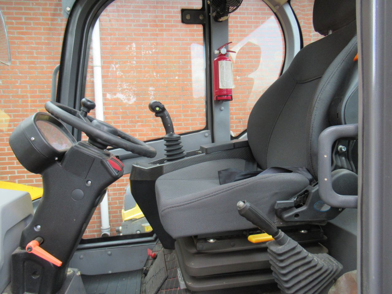 Wematik 825t loader met uitschuifmast