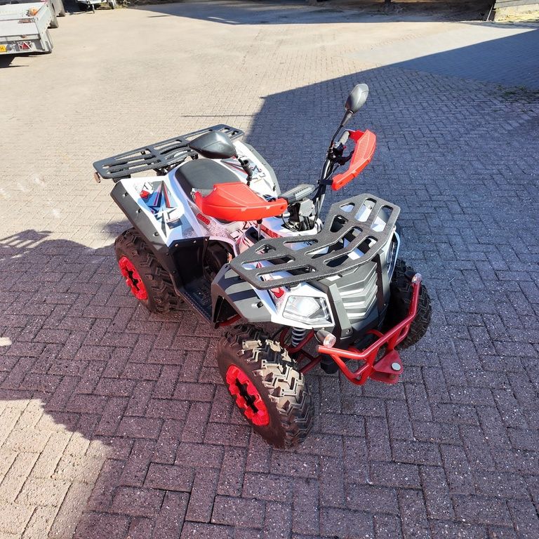 Commander 200cc quad