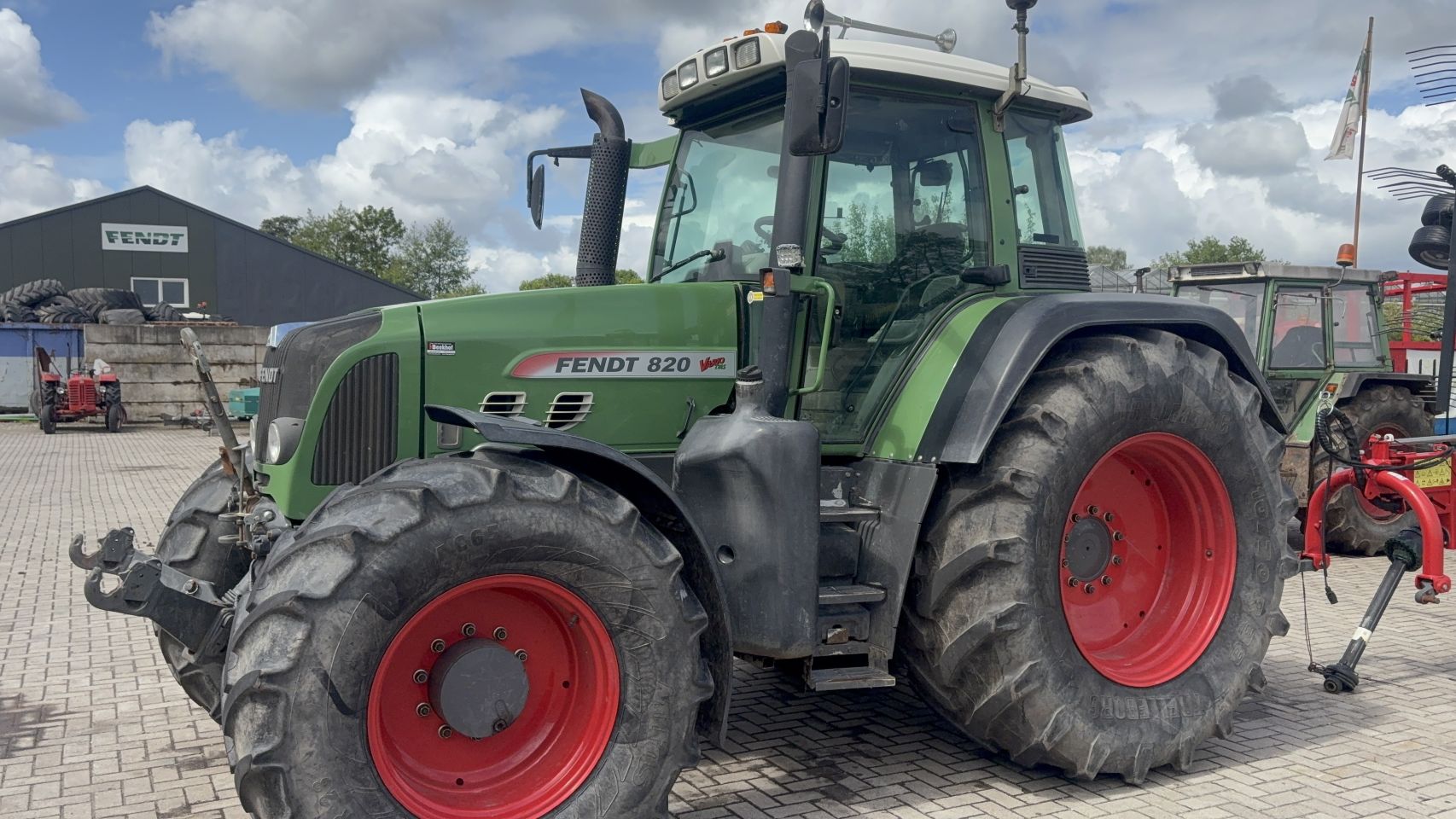 Fendt 820 Vario tms