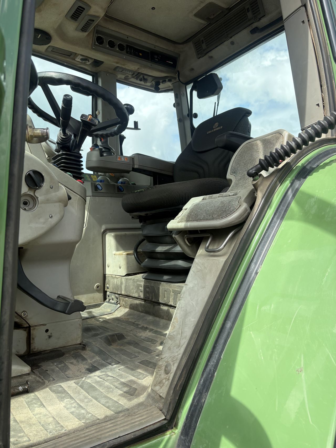 Fendt 820 Vario tms
