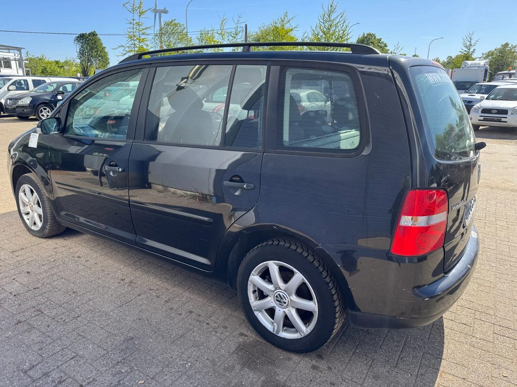 Volkswagen Touran **EURO 4-AIRCO**