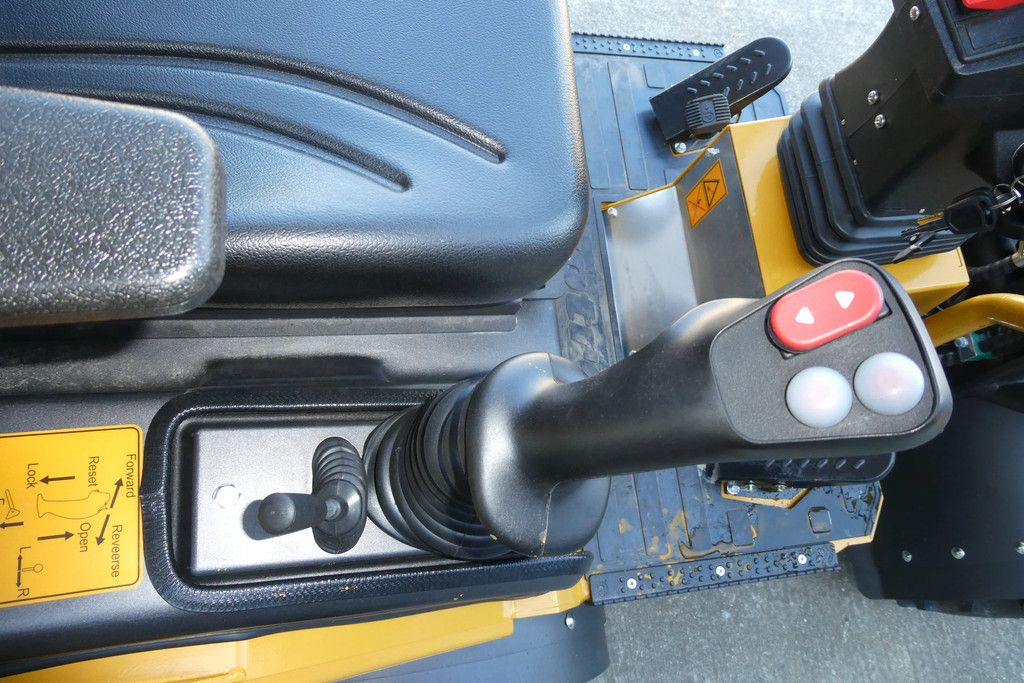 Eurotrac W11 Shovel laadschop