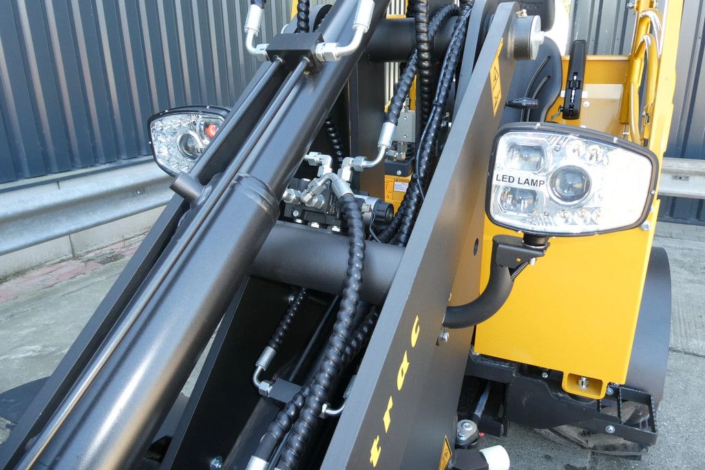 Eurotrac W12S