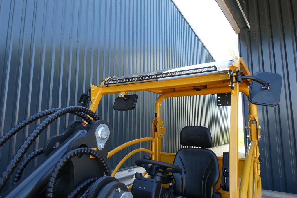 Eurotrac W12S