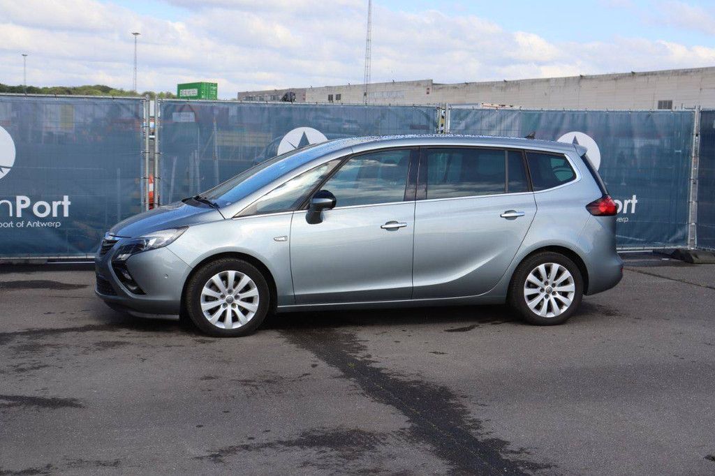 Passenger car Opel Zafira Petrol 140hp 2012 (Margin)