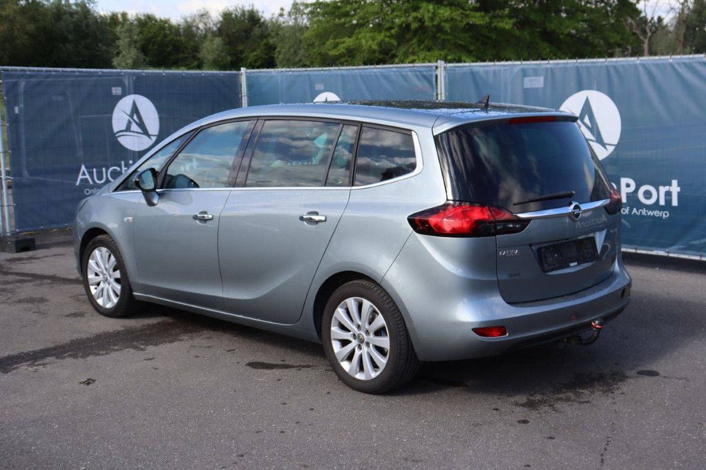 Passenger car Opel Zafira Petrol 140hp 2012 (Margin)