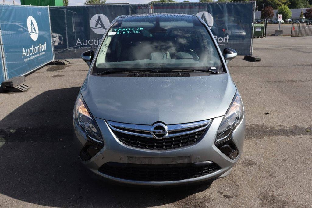 Passenger car Opel Zafira Petrol 140hp 2012 (Margin)