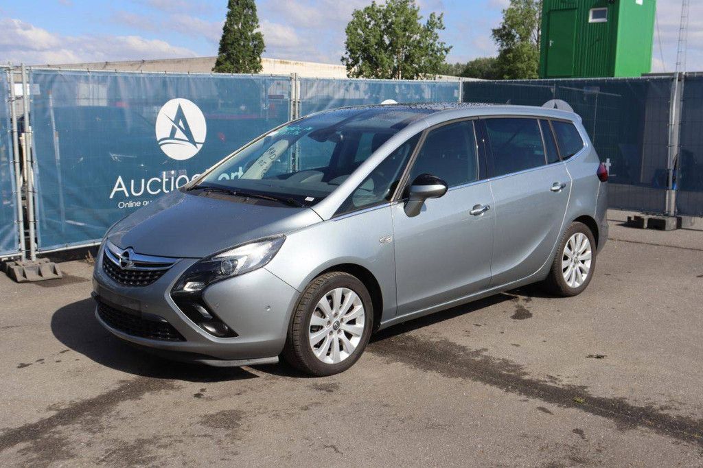 Passenger car Opel Zafira Petrol 140hp 2012 (Margin)