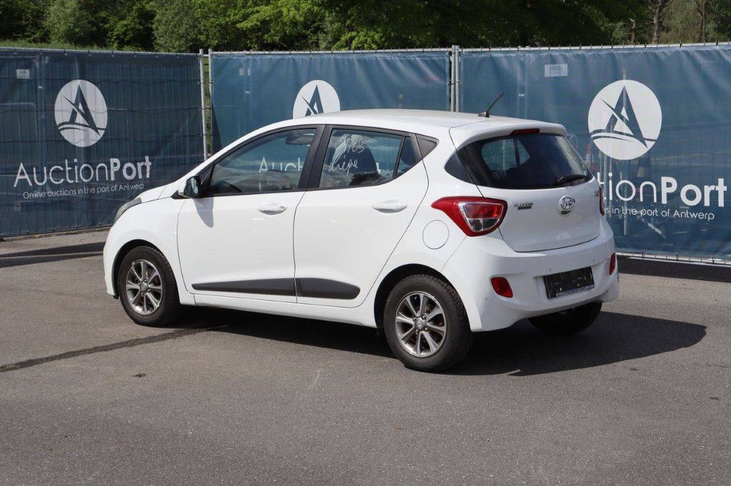 Hyundai i10 Benziner 66 PS Pkw 2014 (Marge)