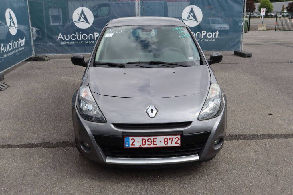 Personenauto Renault Clio Benzine 75pk 2011 (Marge)